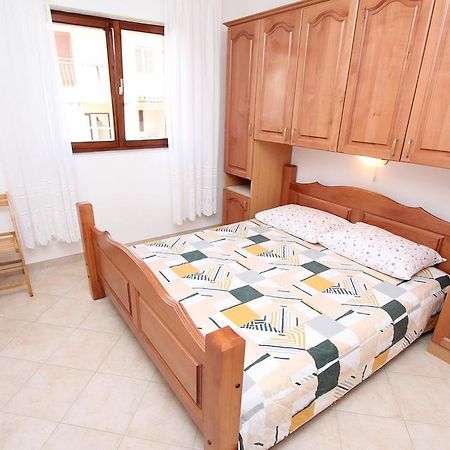 Apartments Maruchita Ровинь Экстерьер фото