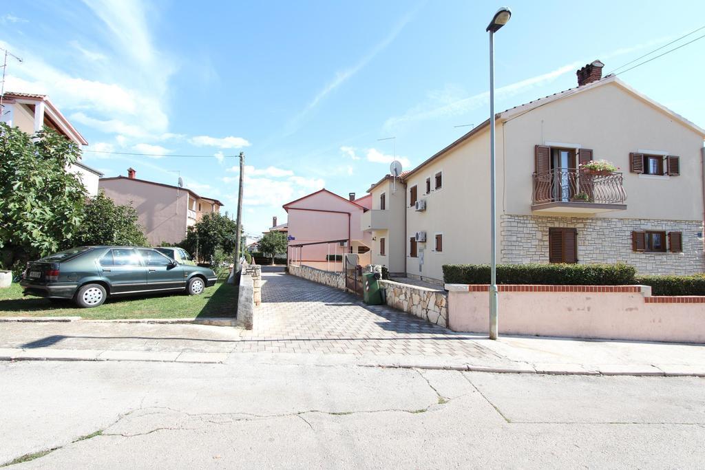 Apartments Maruchita Ровинь Экстерьер фото