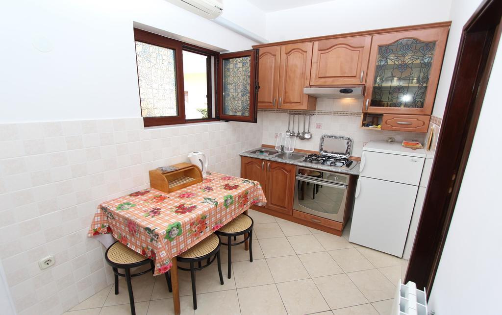 Apartments Maruchita Ровинь Экстерьер фото